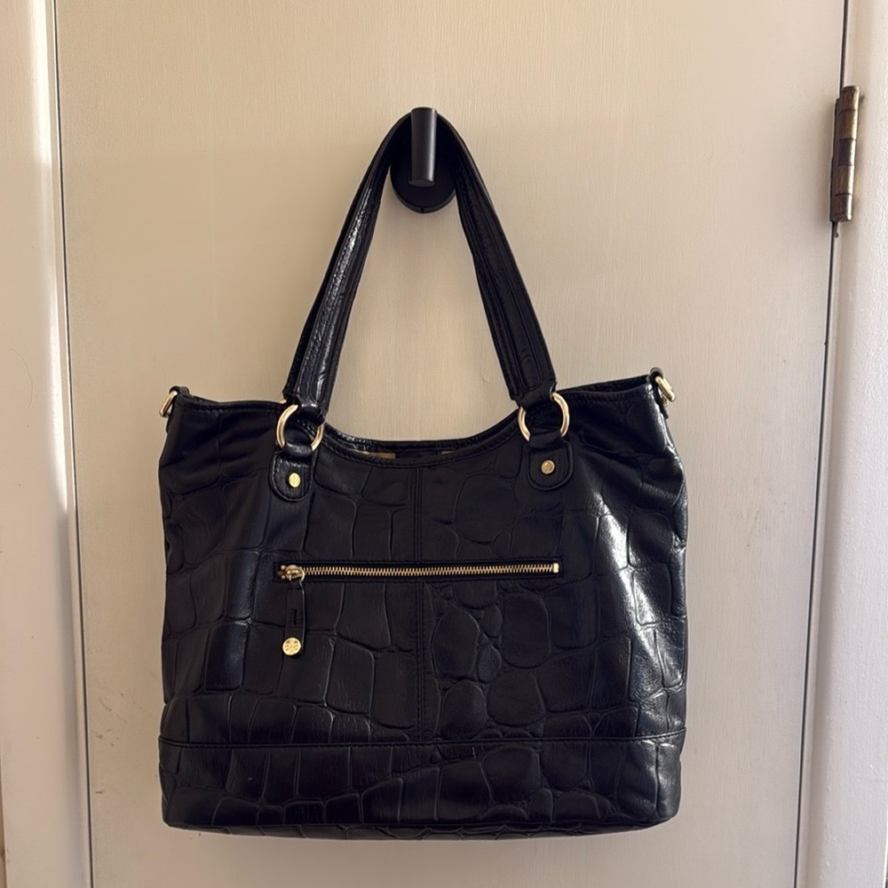ANTONIO MELANI Black Shoulder Bag with Gold Hardware - Picture 2 of 4